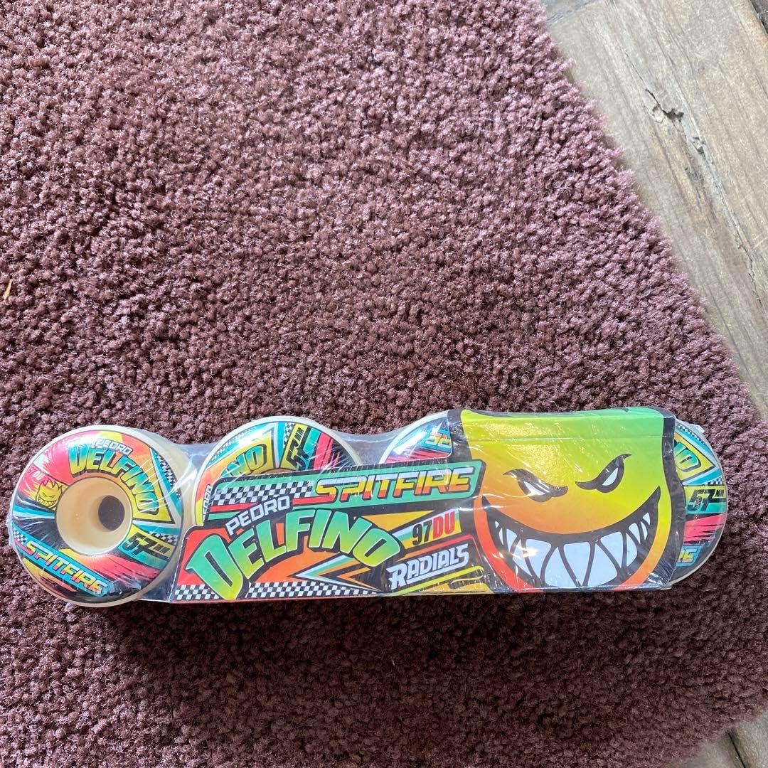 Spitfire 55mm 97A Formula Four Delfino Turbo Radials Wheels